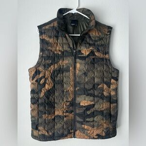 THE NORTH FACE Men's ThermoBall Vest, Burnt Olive Green Woodchip Camo Print
